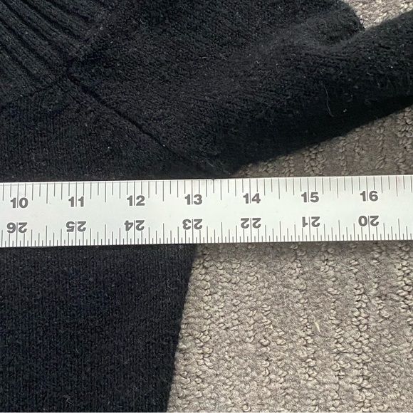 OP Womans Petite Small Black Long Sleeve Sweater Ribbed Stretch Pockets Casual - Picture 12 of 12